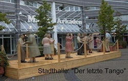 Lechner - vor der Stadthalle